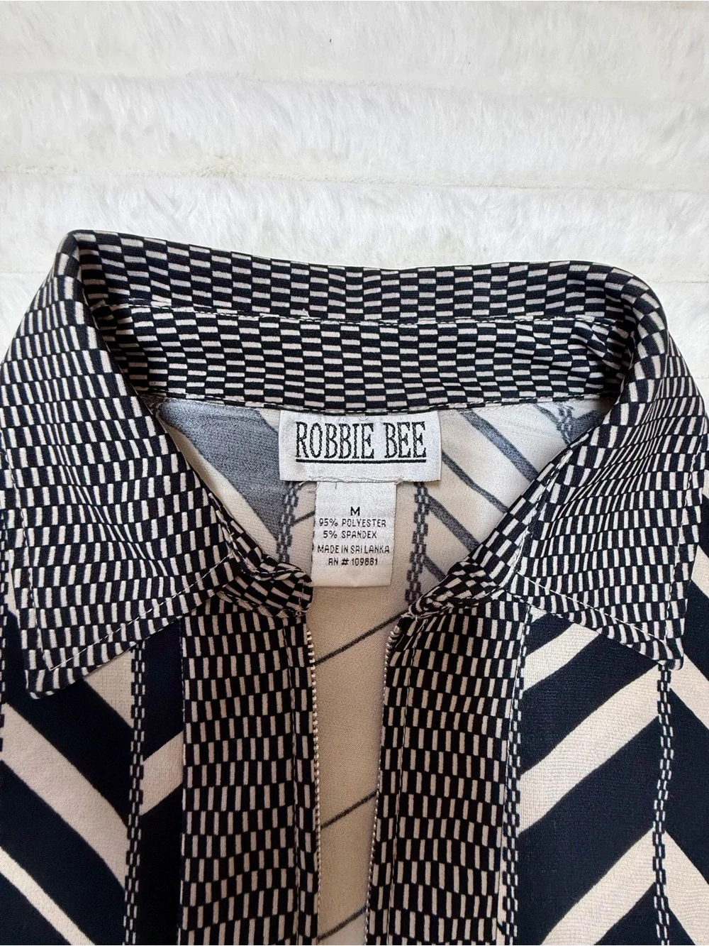 Robbie Bee Black & Cream Geometric Shirt Dress M - Picture 2 of 3
